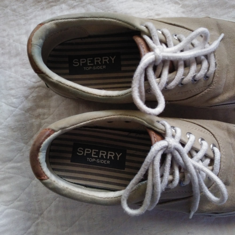 Canvas Sperry Shoes - Picture 5 of 6